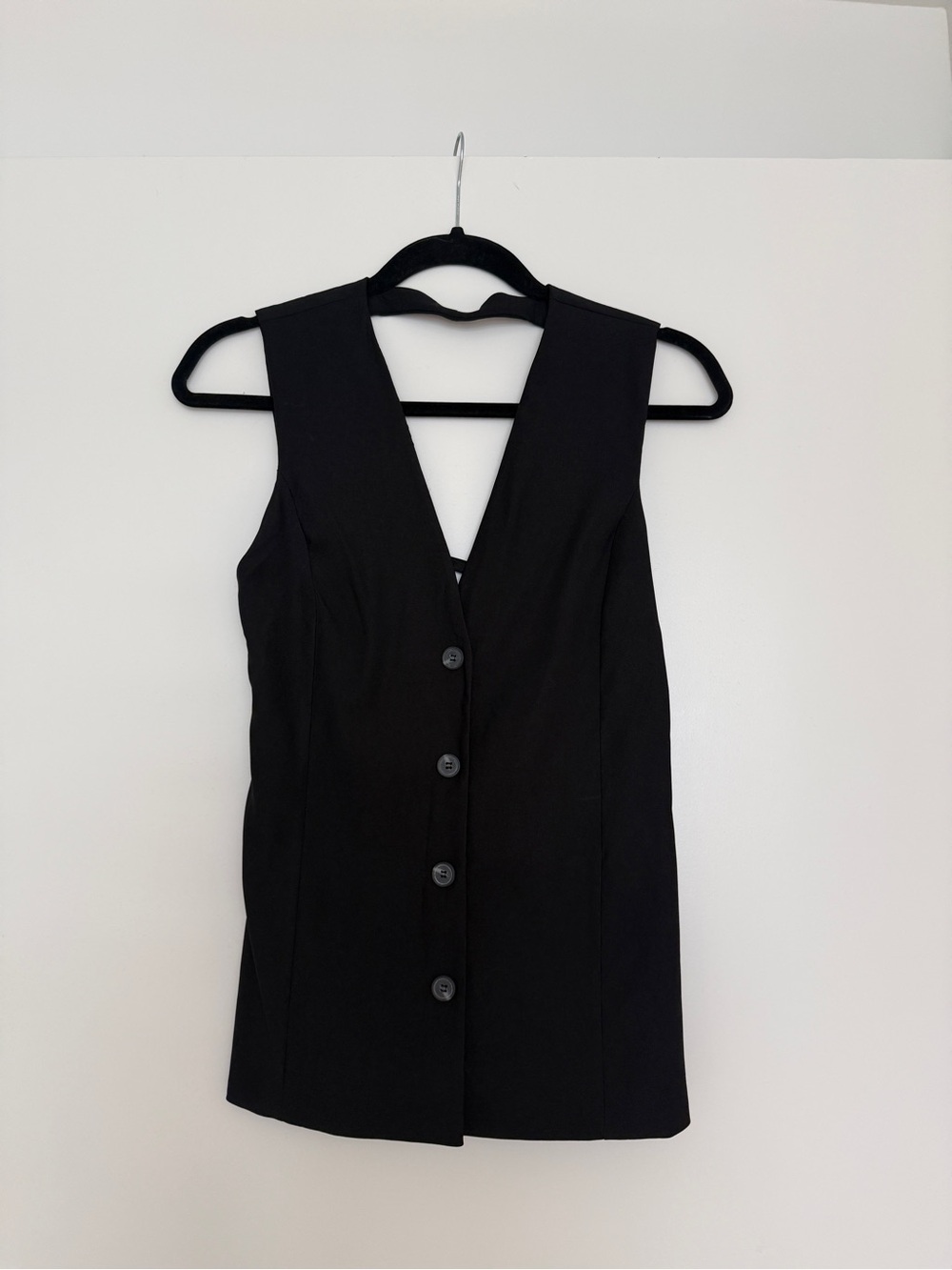 Zara Black Sleeveless Vest With Open Back